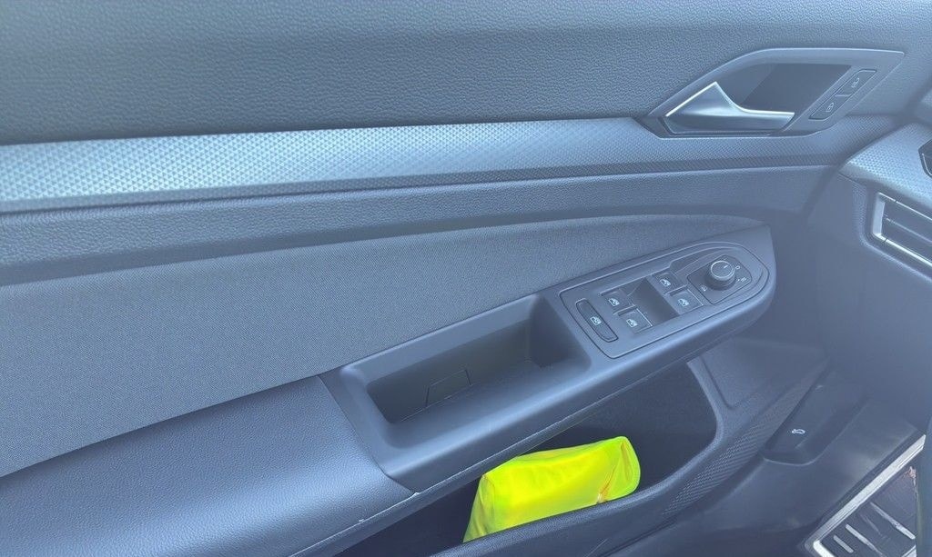 Volkswagen Golf VIII Variant 2.0 TDI Active AHK SHZ RFK foto 10