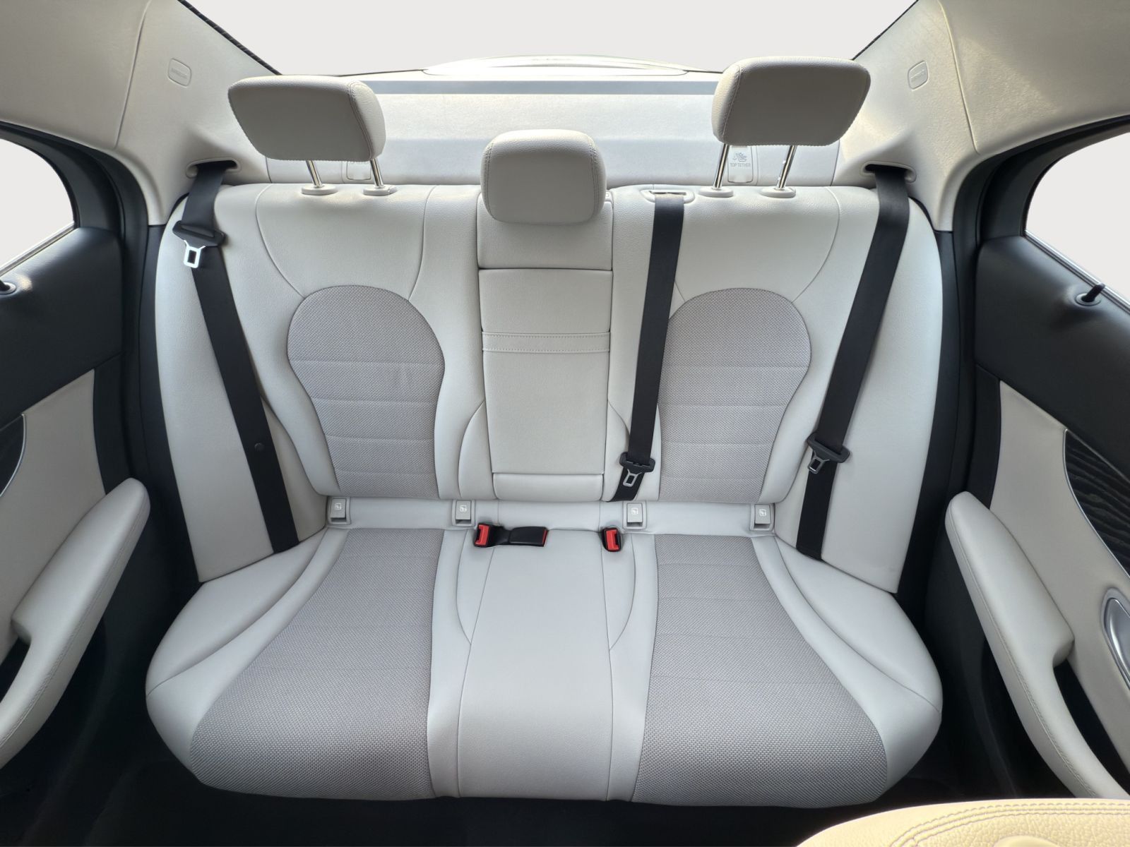 Mercedes-Benz C 250 7G-T Avantgarde Thermatic Artico LED Light foto 18