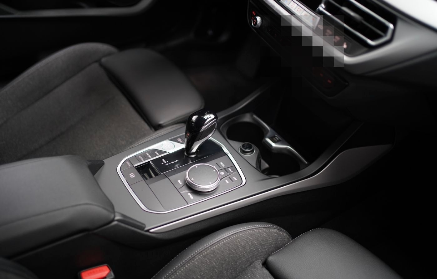 BMW 118iA Advantage +LiveCockpitProf+Multi-Sport-Len foto 6