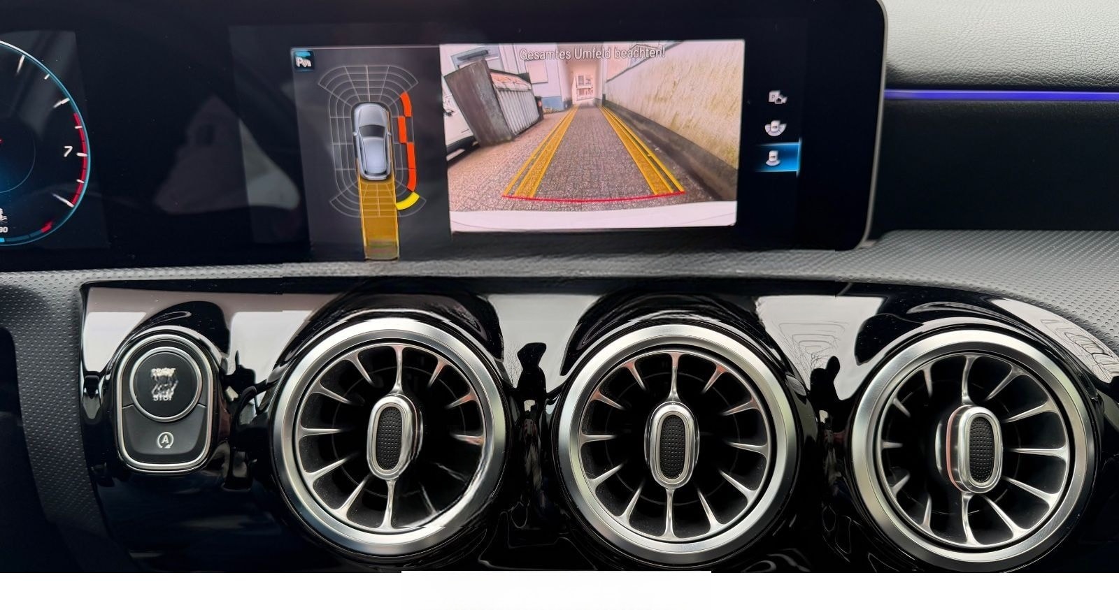 Mercedes-Benz A 180*AMG-Line*Pano*Alcanta*SHZ*Navi*Tempom* foto 16