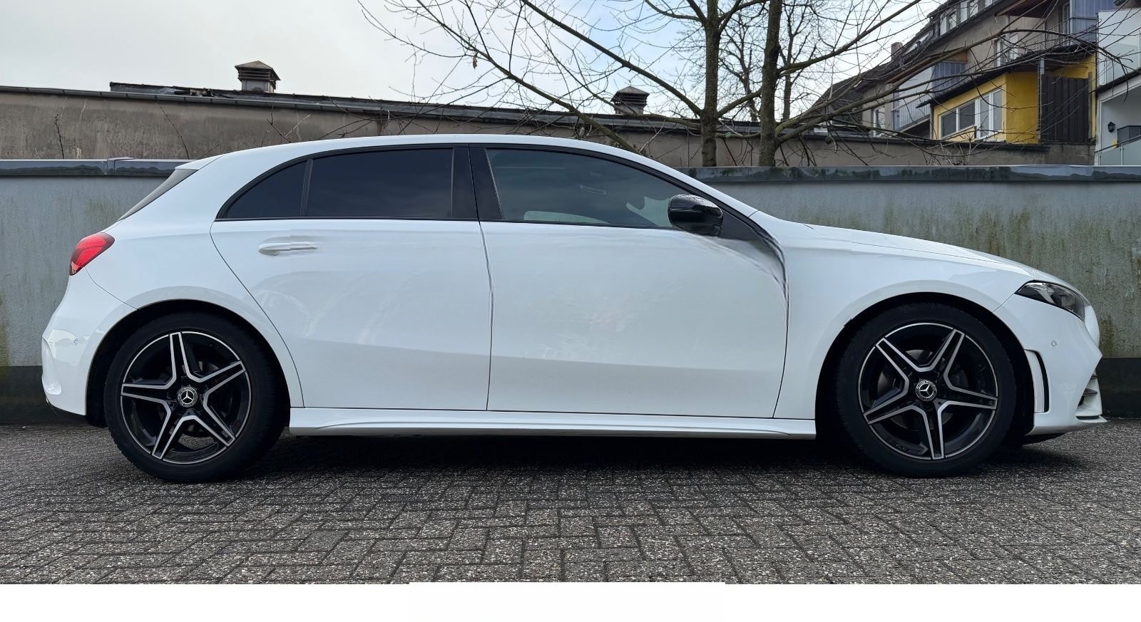 Mercedes-Benz A 180*AMG-Line*Pano*Alcanta*SHZ*Navi*Tempom* foto 5