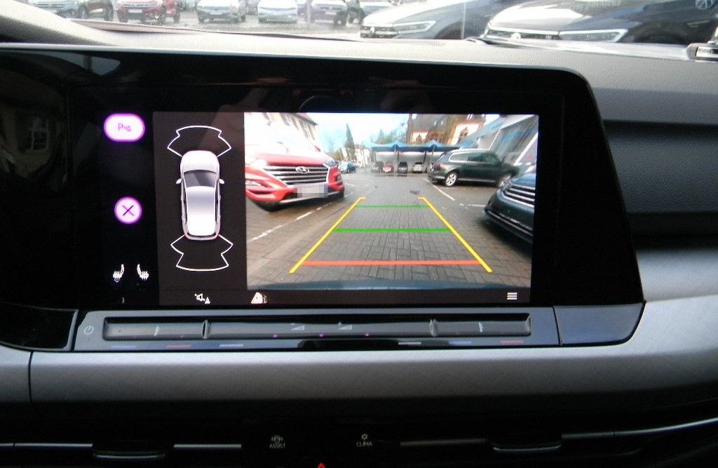 Volkswagen Golf VIII Lim. Life 1,5 TSI 6 GANG KAMERA foto 12