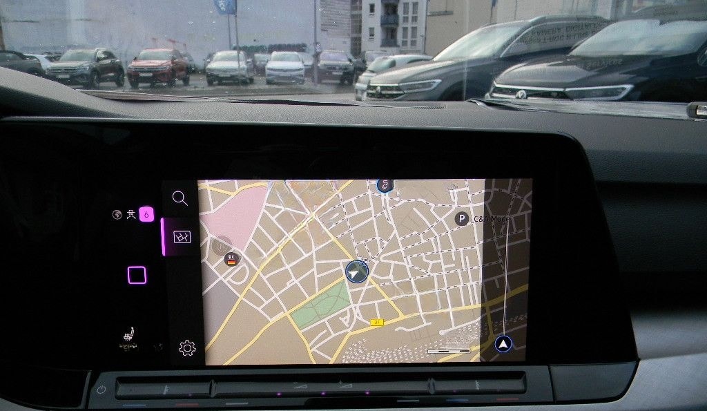 Volkswagen Golf VIII Lim. Life 1,5 TSI 6 GANG KAMERA foto 15