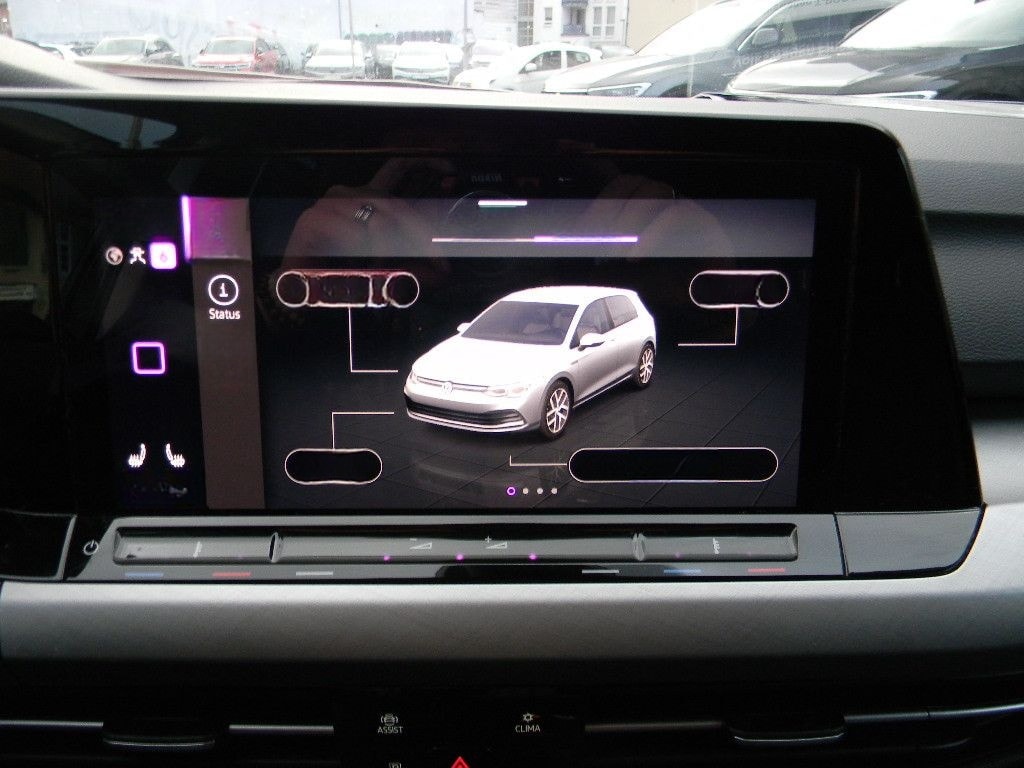 Volkswagen Golf VIII Lim. Life 1,5 TSI 6 GANG KAMERA foto 16