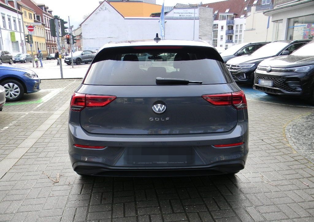 Volkswagen Golf VIII Lim. Life 1,5 TSI 6 GANG KAMERA foto 6