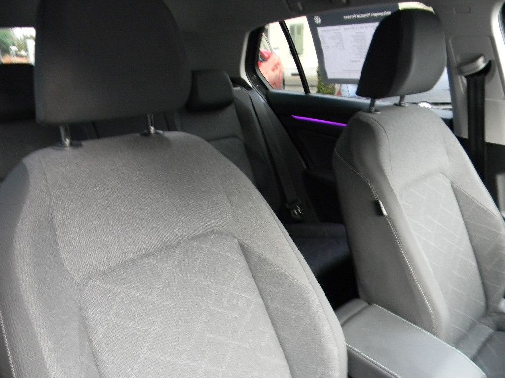 Volkswagen Golf VIII Lim. Life 1,5 TSI 6 GANG KAMERA foto 7