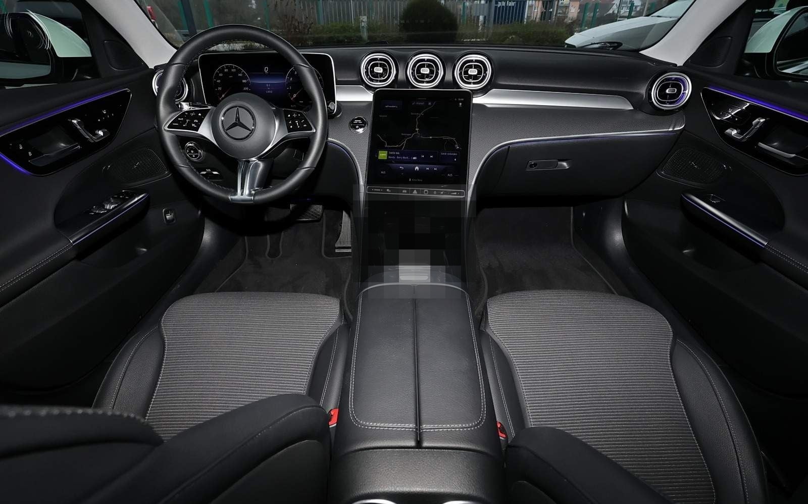 Mercedes-Benz C 180 PANO+TOTWINKEL+MEMORY+CARPLAY+MBUX+LED+17" foto 5