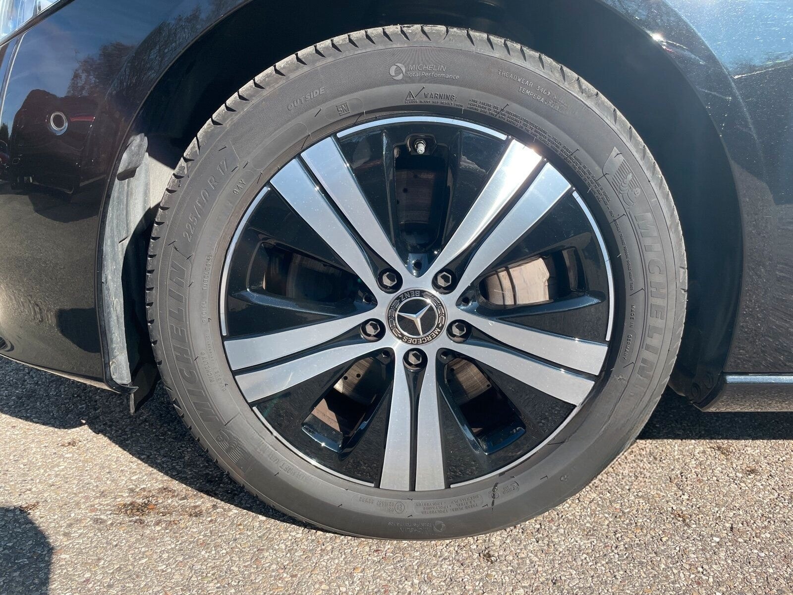 Mercedes-Benz C 300 e AVANTGARDE *KAMERA*AMBI*LED*DAB*CARPLAY foto 4