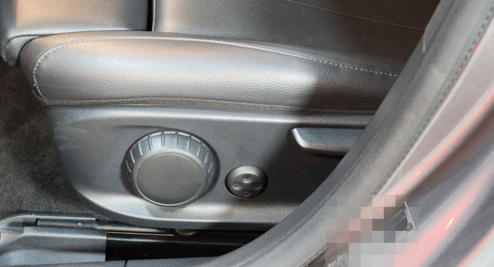 Mercedes-Benz CLA 200 d SHOOTING BRAKE *MB100*PANO*LED*LEDER* foto 15