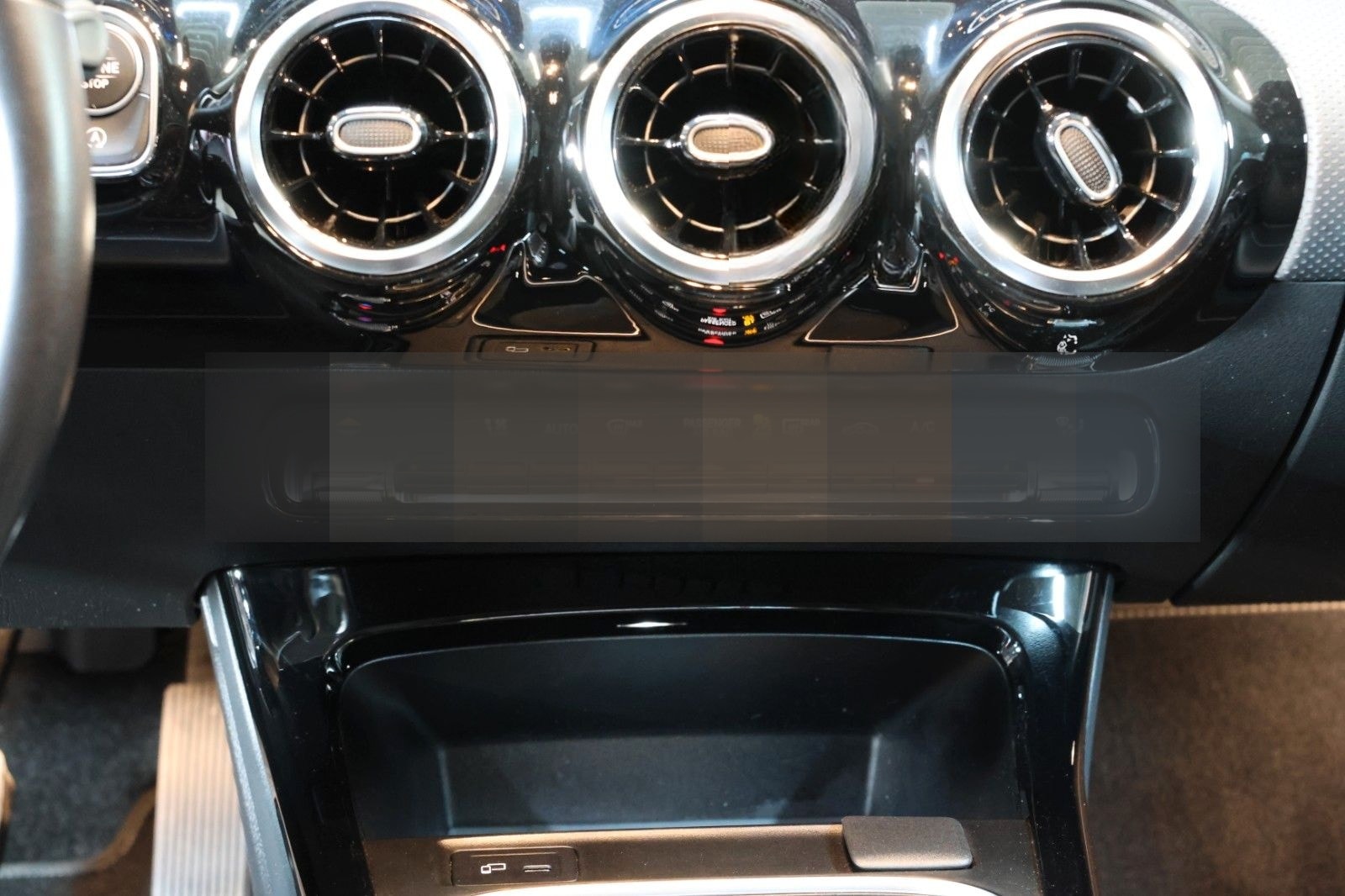 Mercedes-Benz CLA 200 d SHOOTING BRAKE *MB100*PANO*LED*LEDER* foto 21