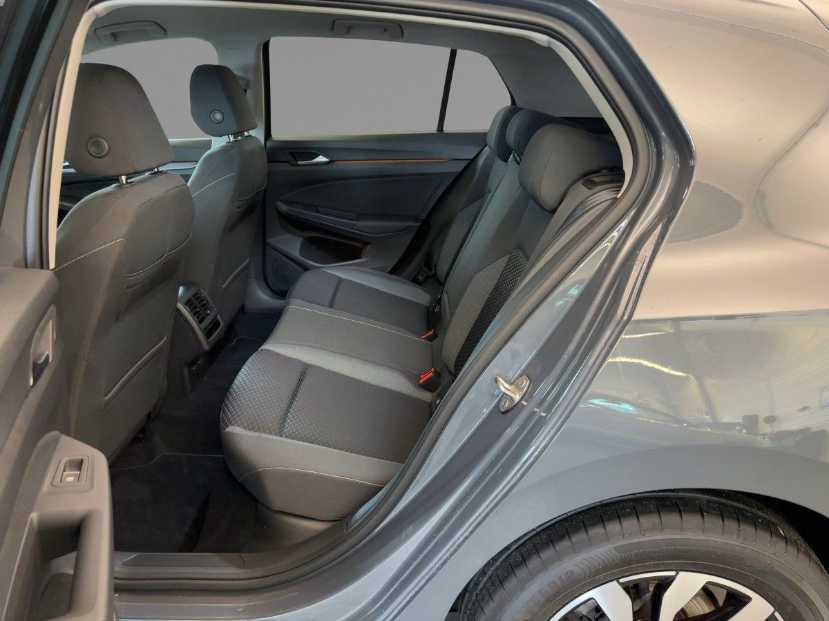 Volkswagen Golf VIII 2.0 TDI Active ACC PDC Navi LED foto 11