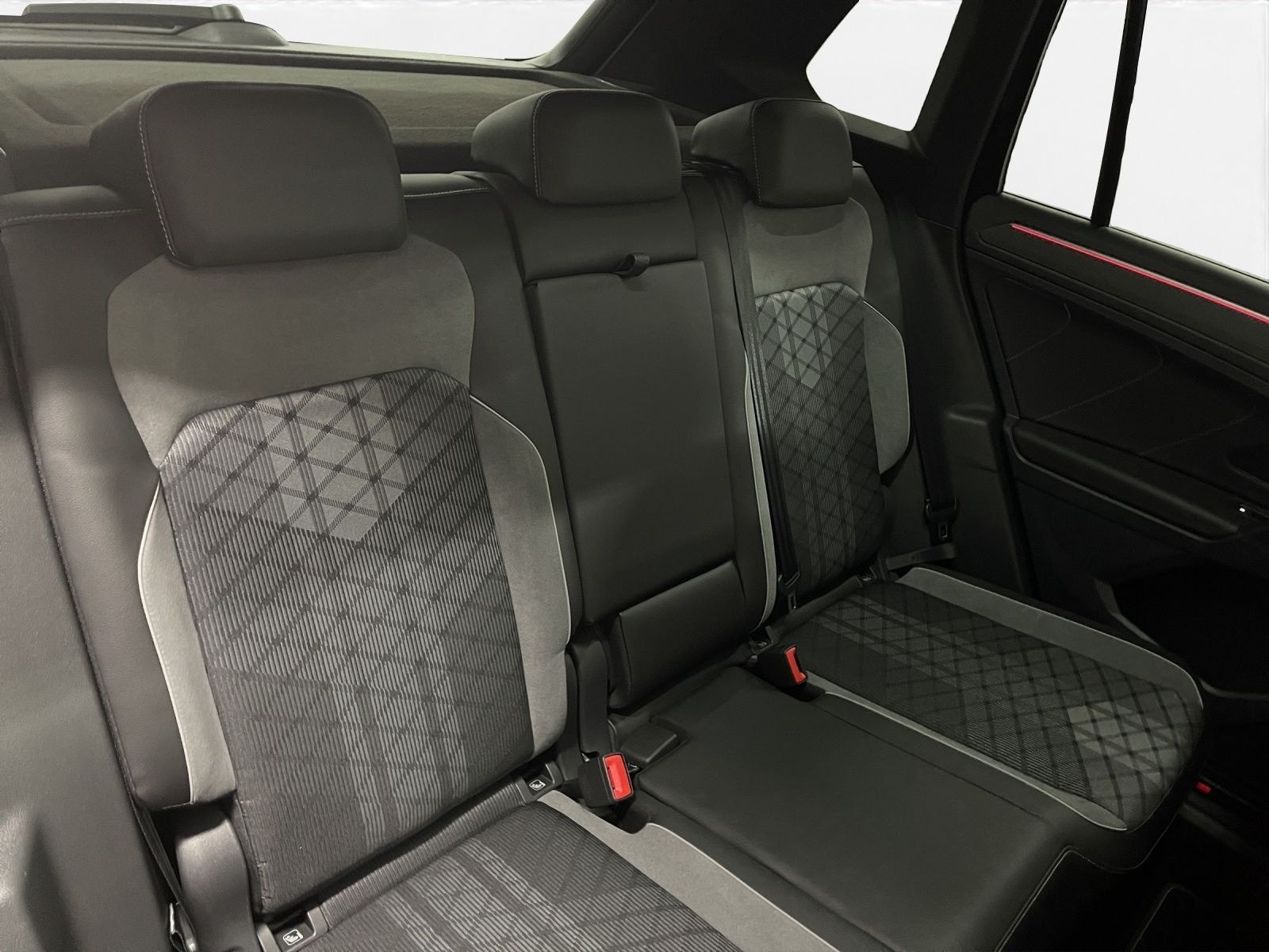 Volkswagen Tiguan 1.4 eHybrid R-Line AHK Pano Matrix LM 20" foto 19