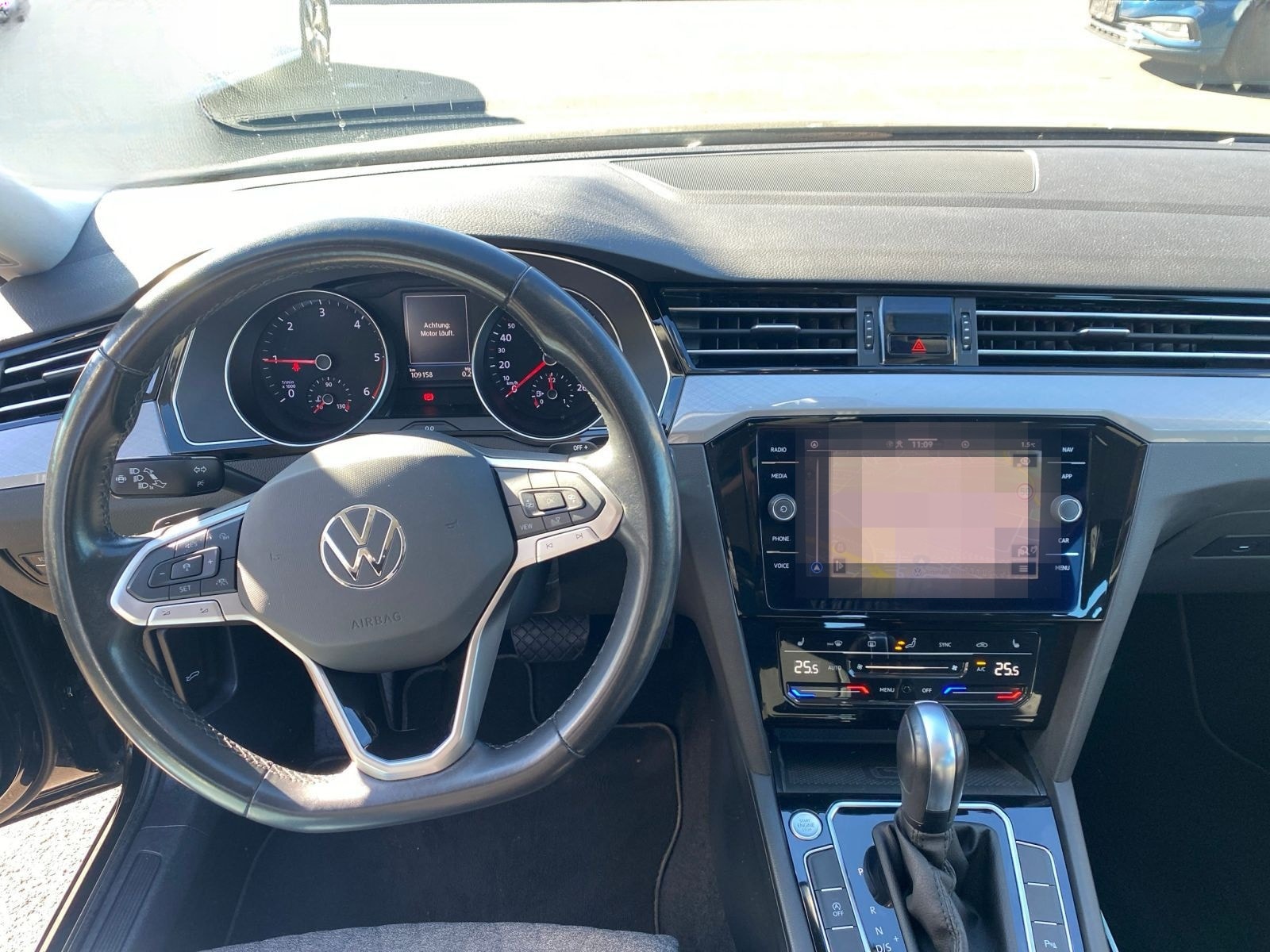 Volkswagen Passat Variant 2.0 TDI DSG Business Navi AHK RFK foto 10