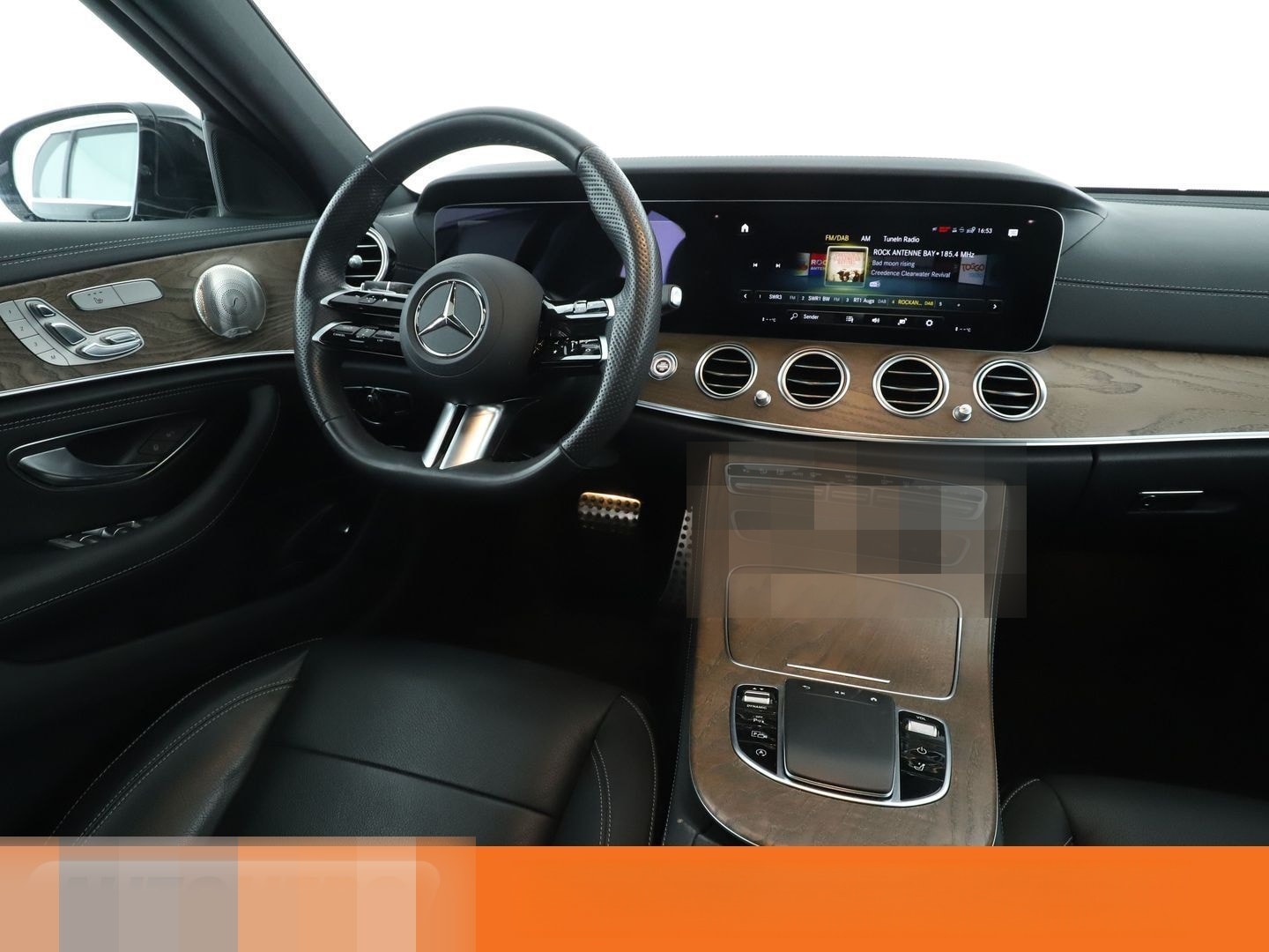 Mercedes-Benz E 220 d T 4Matic AMG Line Aut.*360*PANO foto 13