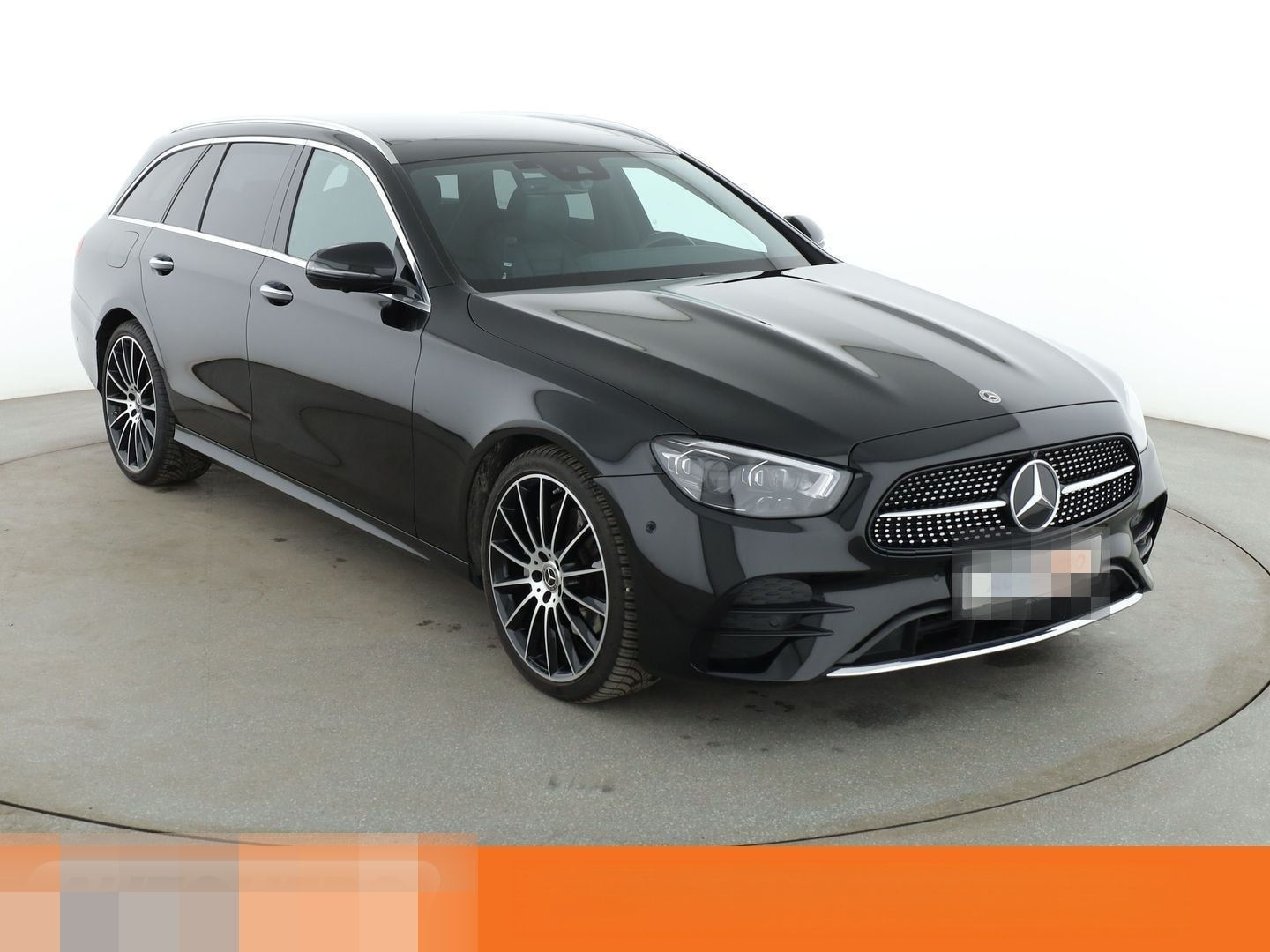 Mercedes-Benz E 220 d T 4Matic AMG Line Aut.*360*PANO foto 8