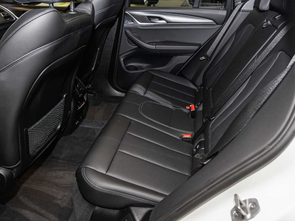 BMW X3 30exDriveMSport+AHK+Navi+LED+RFK+Leder+PDCv+h foto 13