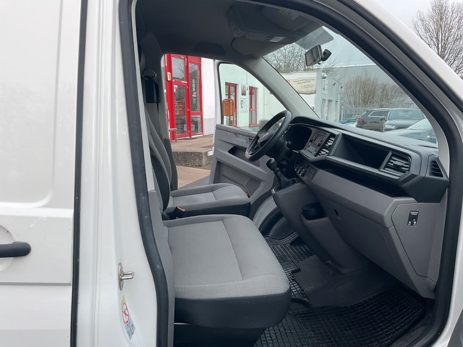 Volkswagen T6.1 Transporter 2.0 TDI AHK 3.sitzer TÜV Neu foto 22