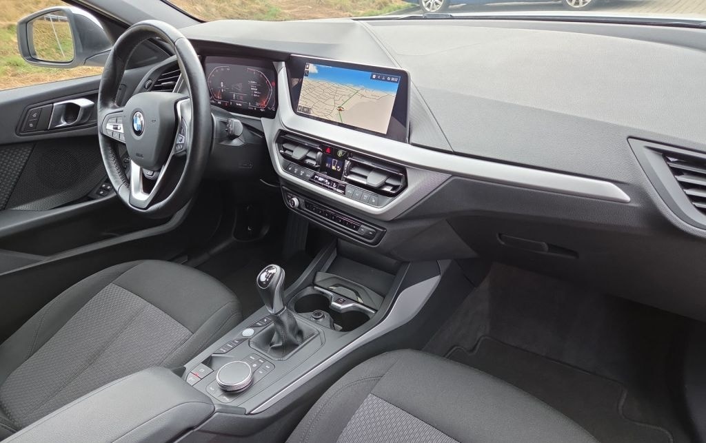 BMW 118i Advantage,LED,NAVI,COMFORT-P,TEMPO,SH,LH,KL foto 9