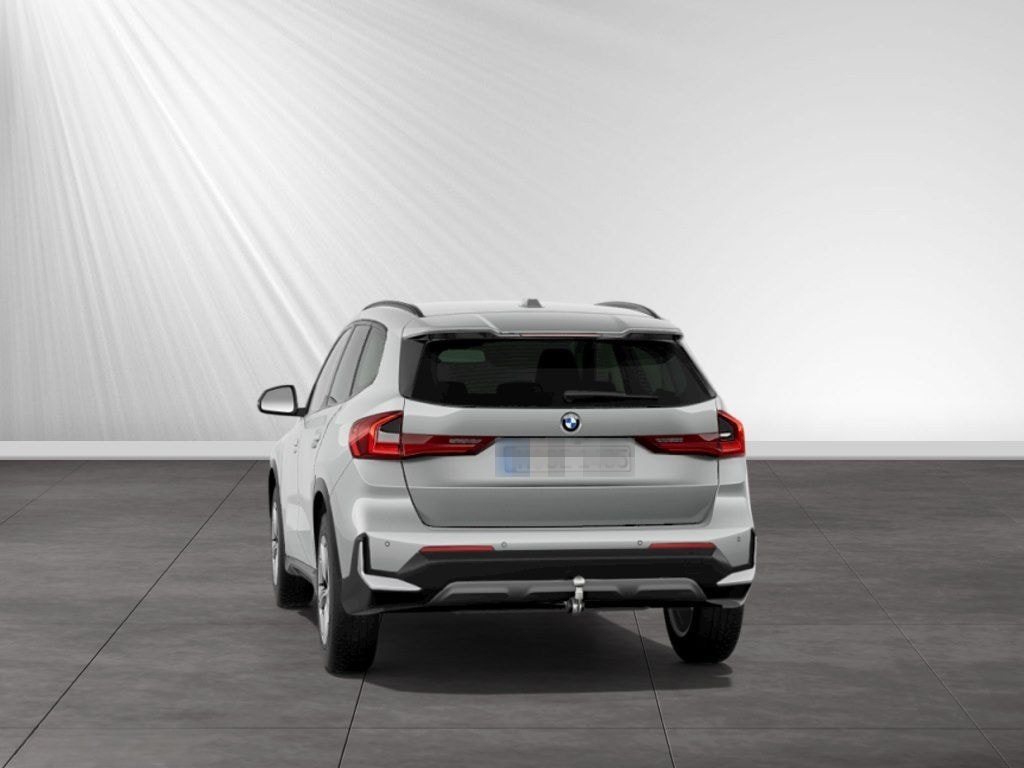 BMW X1 sDrive20i Anhängerk.|ParkingAssistant|17"LMR foto 8