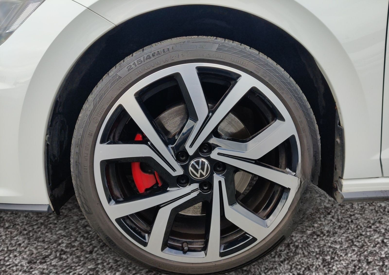 Volkswagen Polo GTI 2.0 TSI DSG ACC LED foto 10