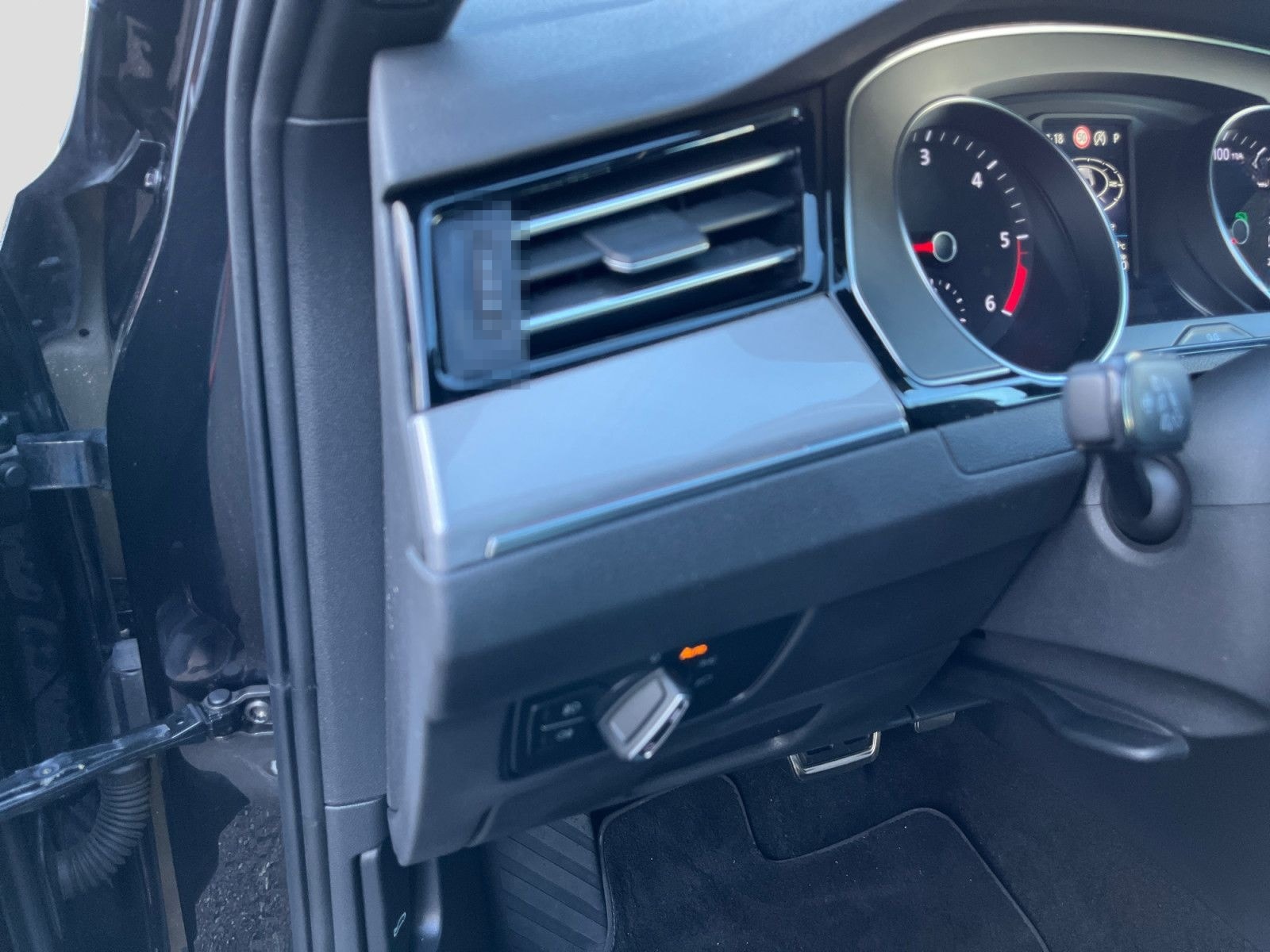 Volkswagen Passat Variant 2.0 TDI DSG Business Navi AHK LED foto 13