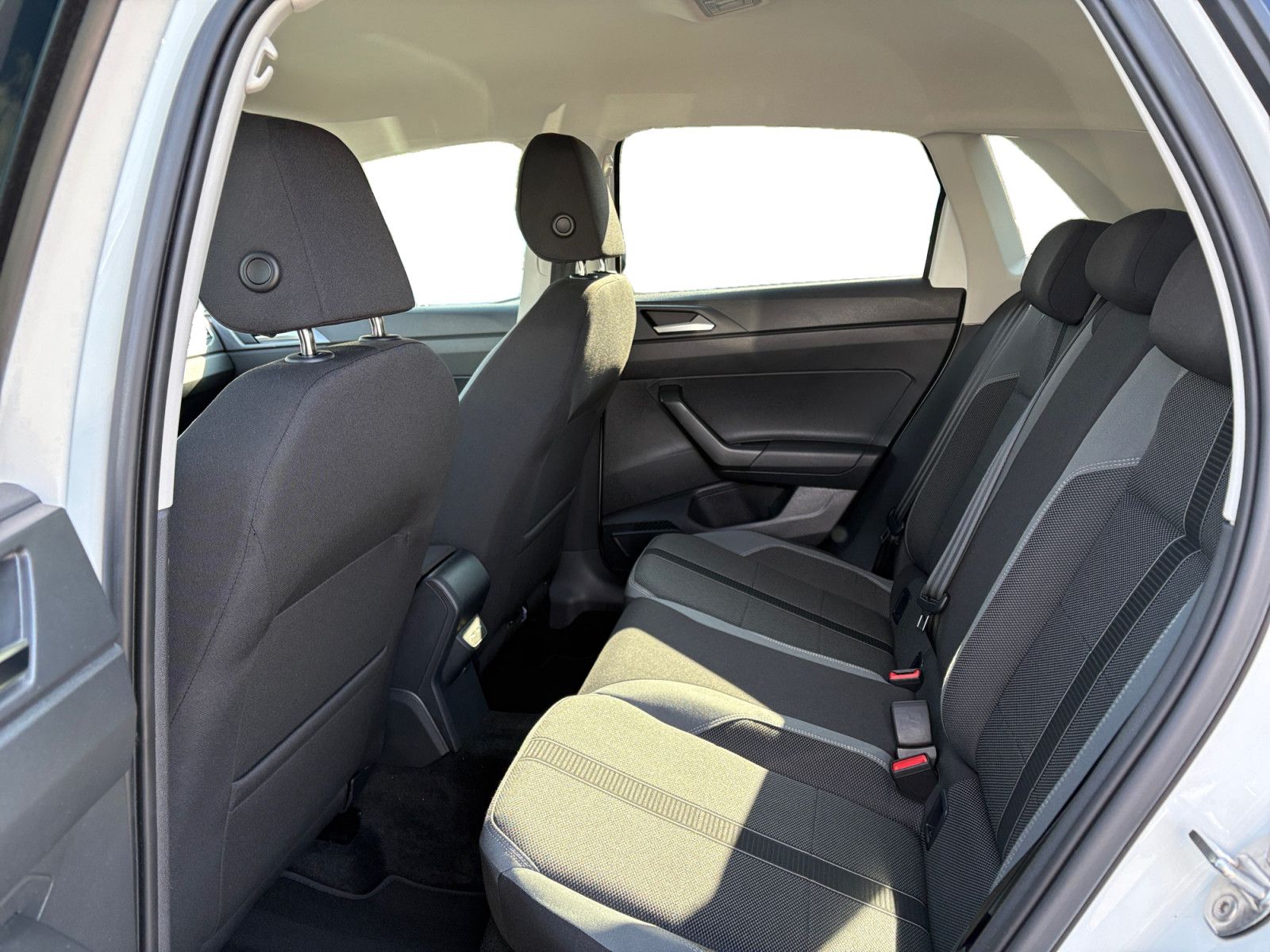 Volkswagen Polo 1.0 TSI DSG Style Navi Matrix PDC Sitzhzg foto 11