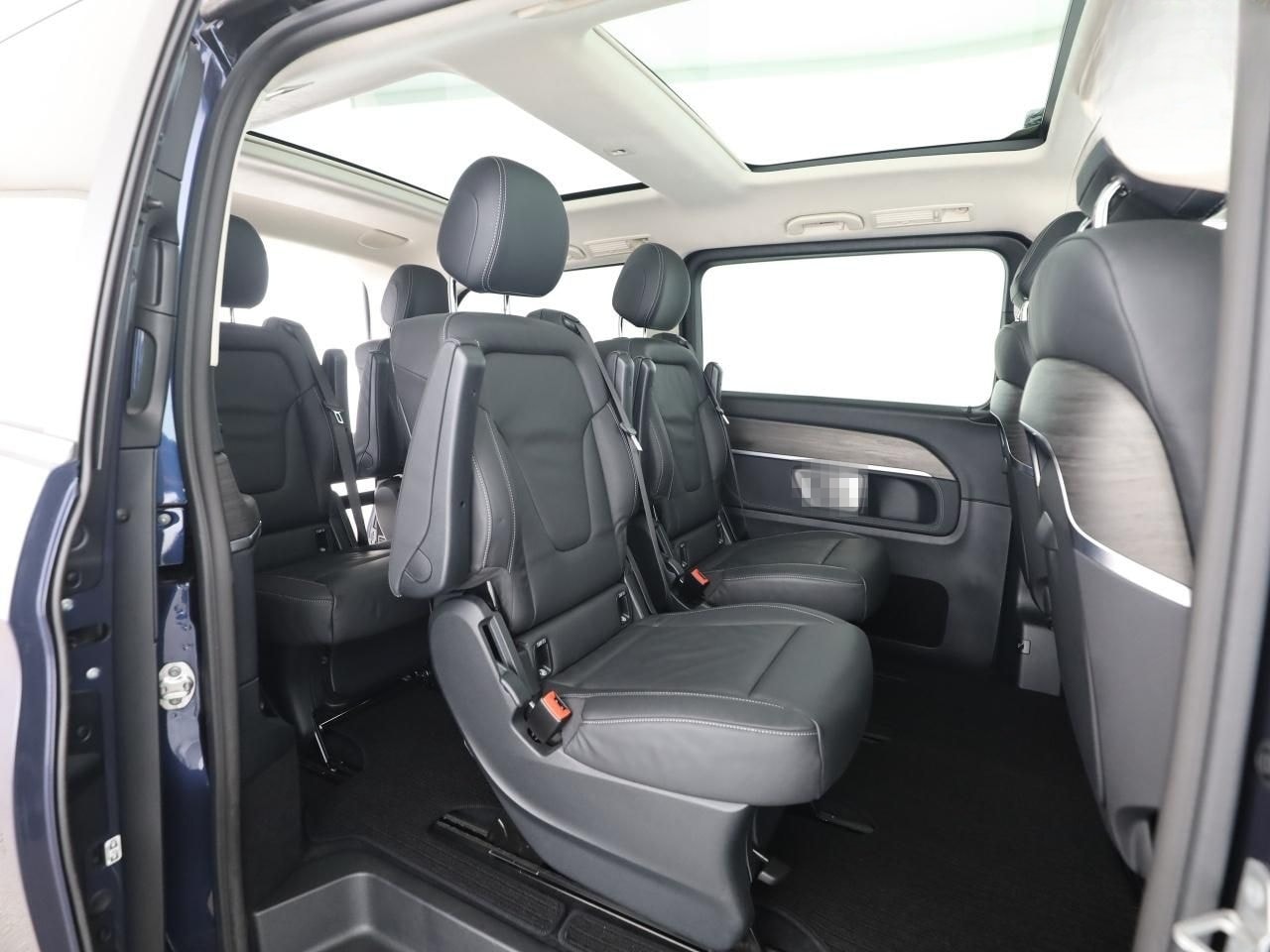 Mercedes-Benz V 300 d Lang 4M Exclusive AMG Pano AHK Distr. foto 14