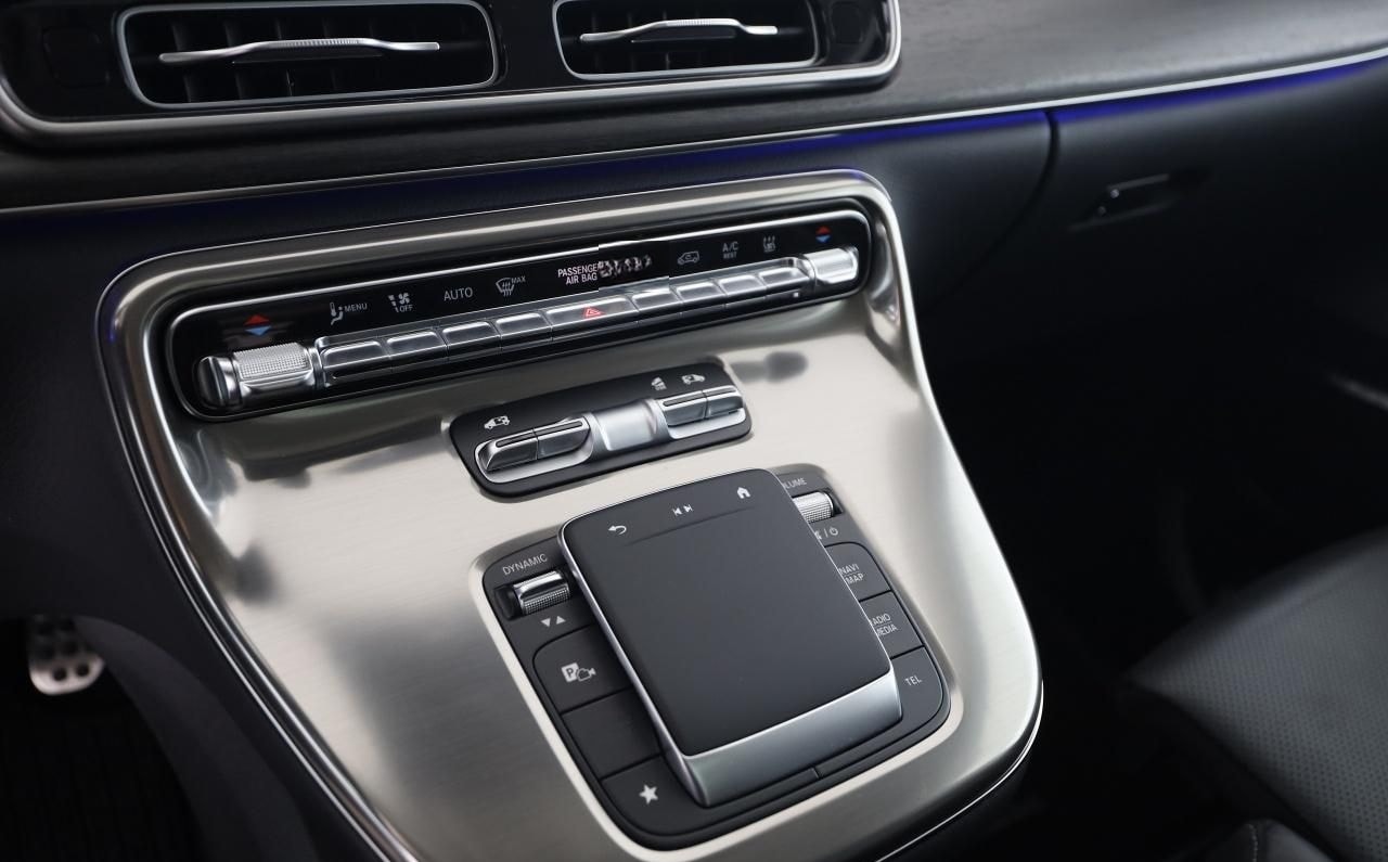 Mercedes-Benz V 300 d Lang 4M Exclusive AMG Pano AHK Distr. foto 19