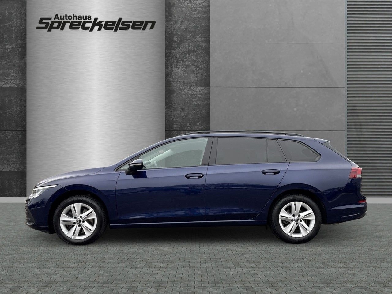 Volkswagen Golf VIII Variant 2.0 TDI Life Automatik Navi+AH foto 2