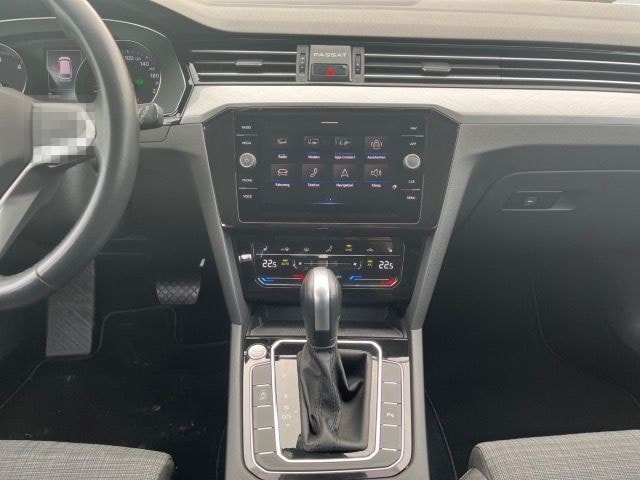Volkswagen Passat Variant 2.0 TDI DSG  Business Navi,Fronts foto 11