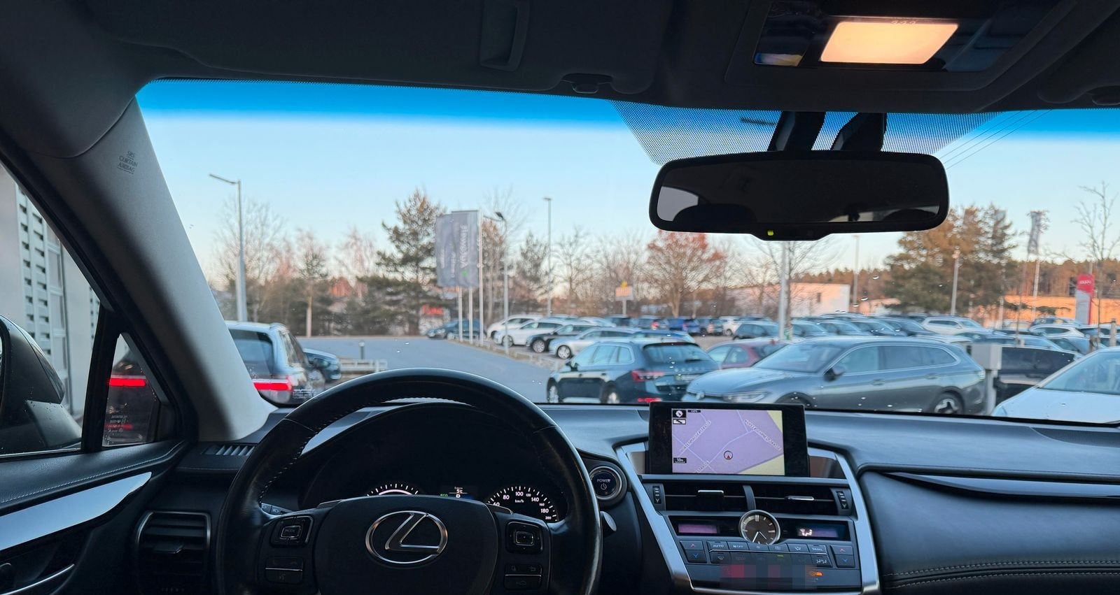 Lexus NX 200 t KAMERA/LED/SHZ foto 14