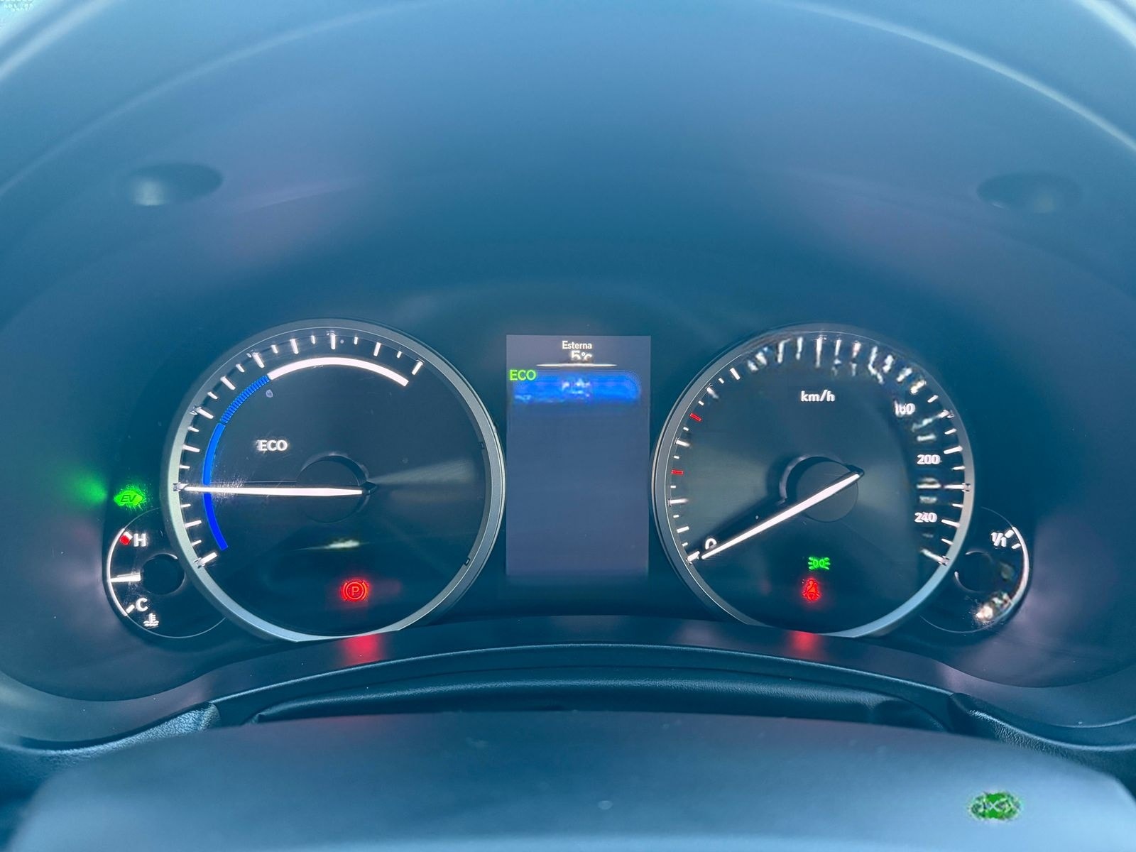 Lexus NX 200 t KAMERA/LED/SHZ foto 6