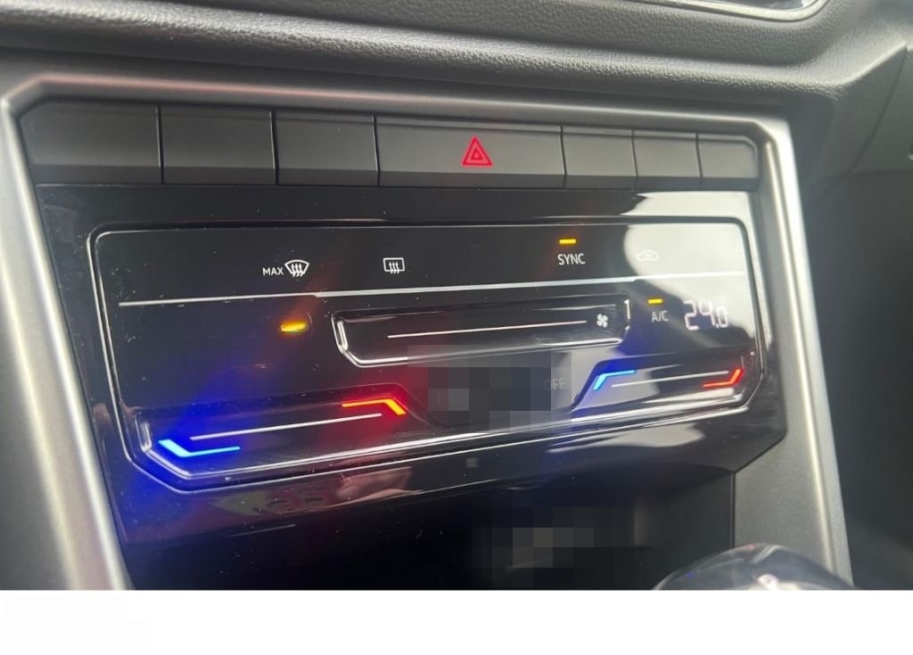 Volkswagen T-Roc 1.5 TSI Life DSG NAVI KAM ACC LED PDC LM foto 15