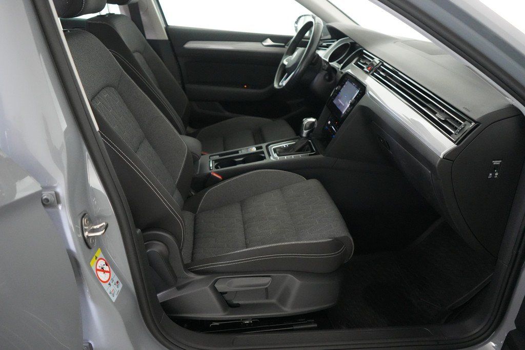 Volkswagen Passat Variant GTE DSG AHK Navi ACC foto 9