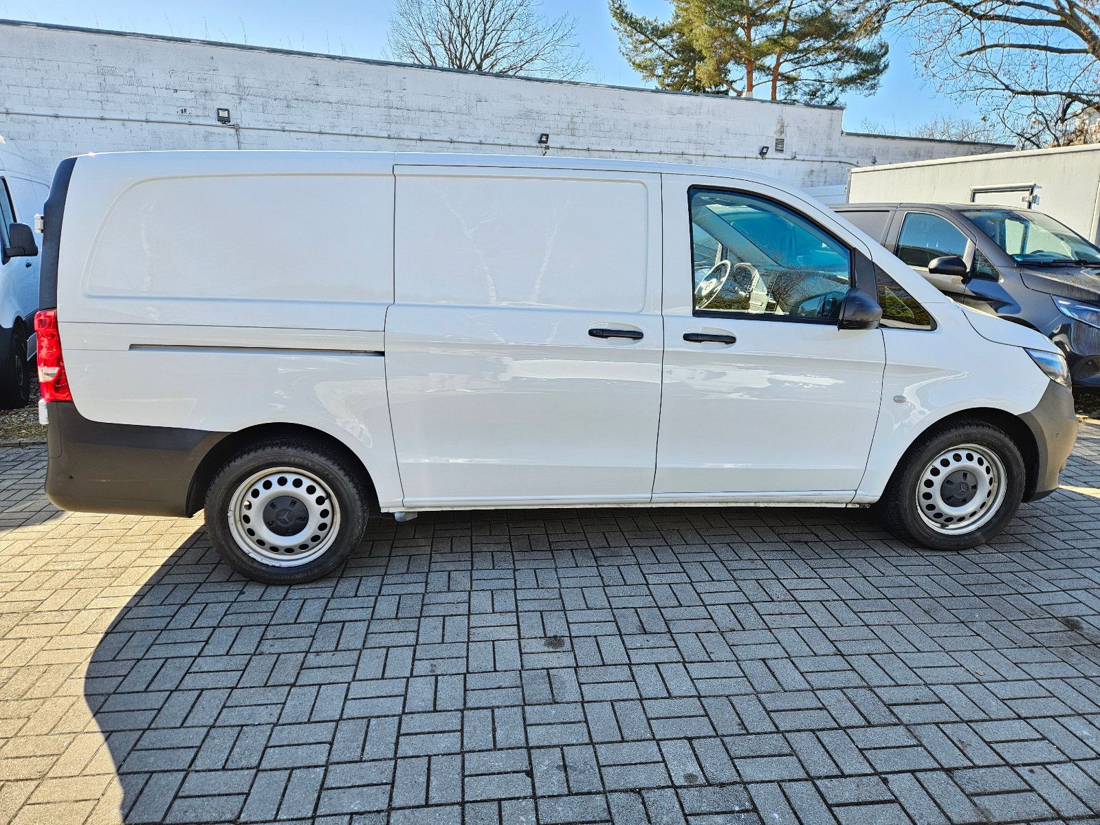 Mercedes-Benz Vito eVito 112 LANG|60 kWh|120 km/h|SH|TÜVneu foto 4