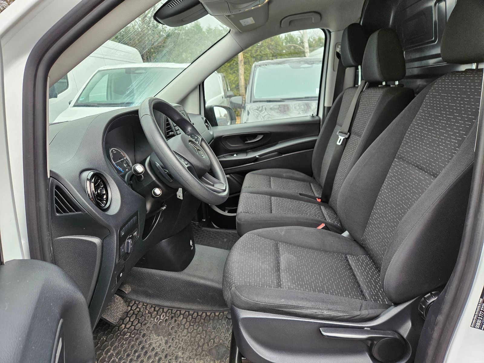 Mercedes-Benz Vito eVito 112 LANG|60 kWh|120 km/h|SH|TÜVneu foto 10