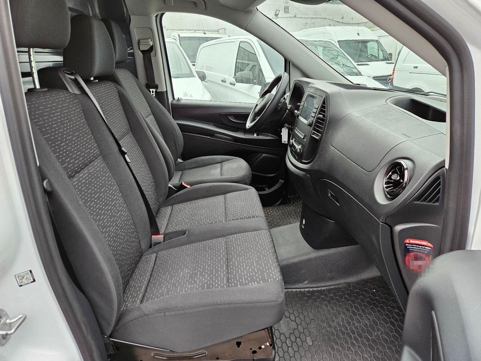 Mercedes-Benz Vito eVito 112 LANG|60 kWh|120 km/h|SH|TÜVneu foto 11