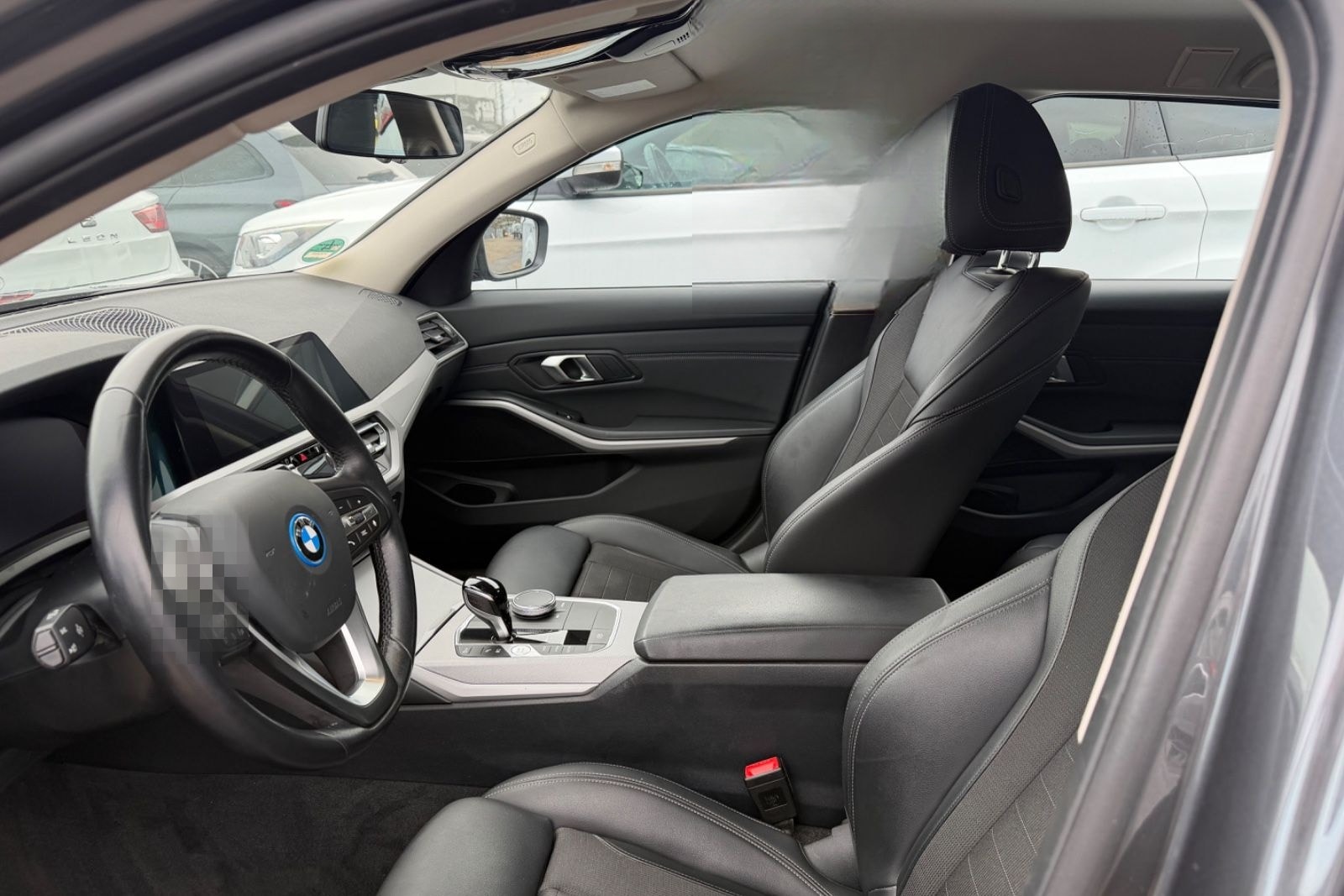 BMW 330e xDrive Sportsitze*Laserlicht*Navi* foto 5