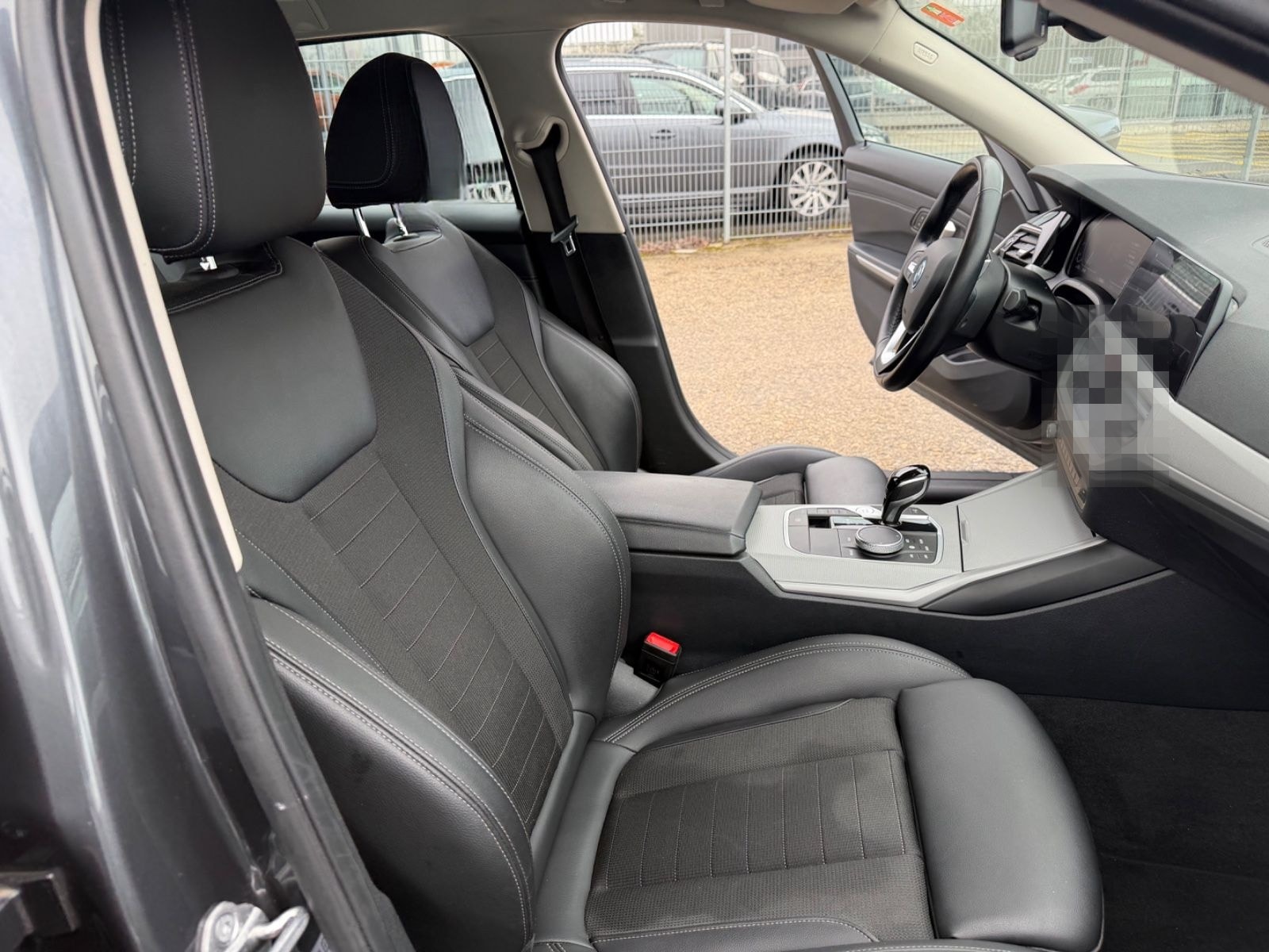 BMW 330e xDrive Sportsitze*Laserlicht*Navi* foto 10