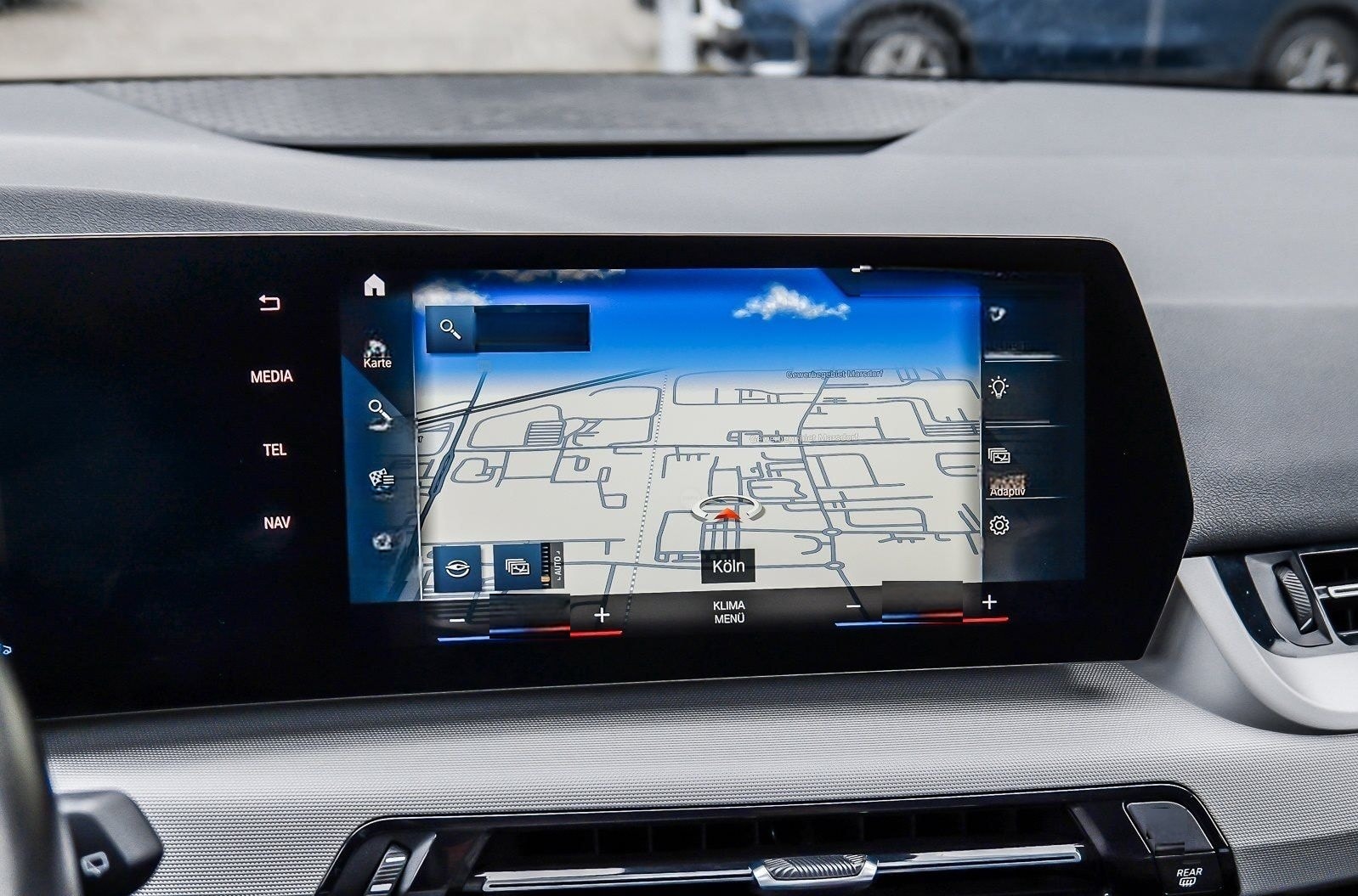 BMW 218d Active Tourer ACC RFK LED Sound Syst. DAB foto 12