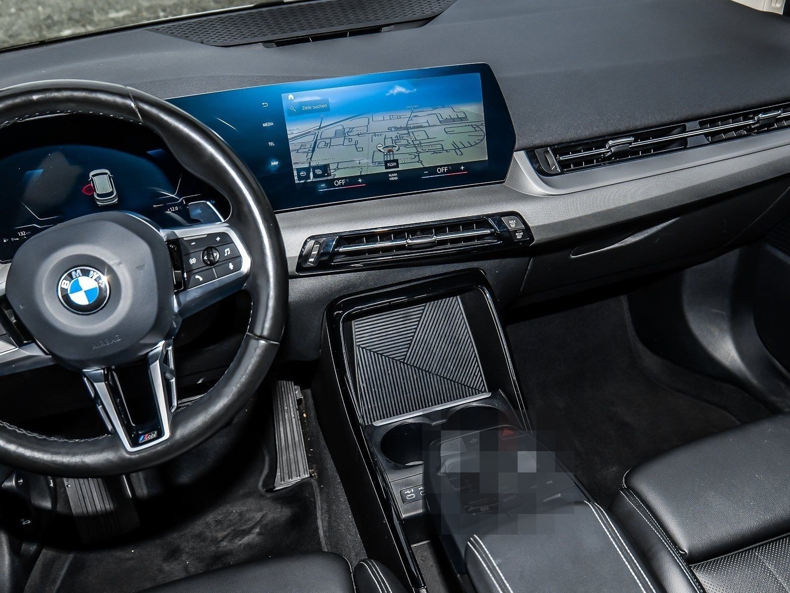 BMW 218d Active Tourer ACC RFK LED Sound Syst. DAB foto 16