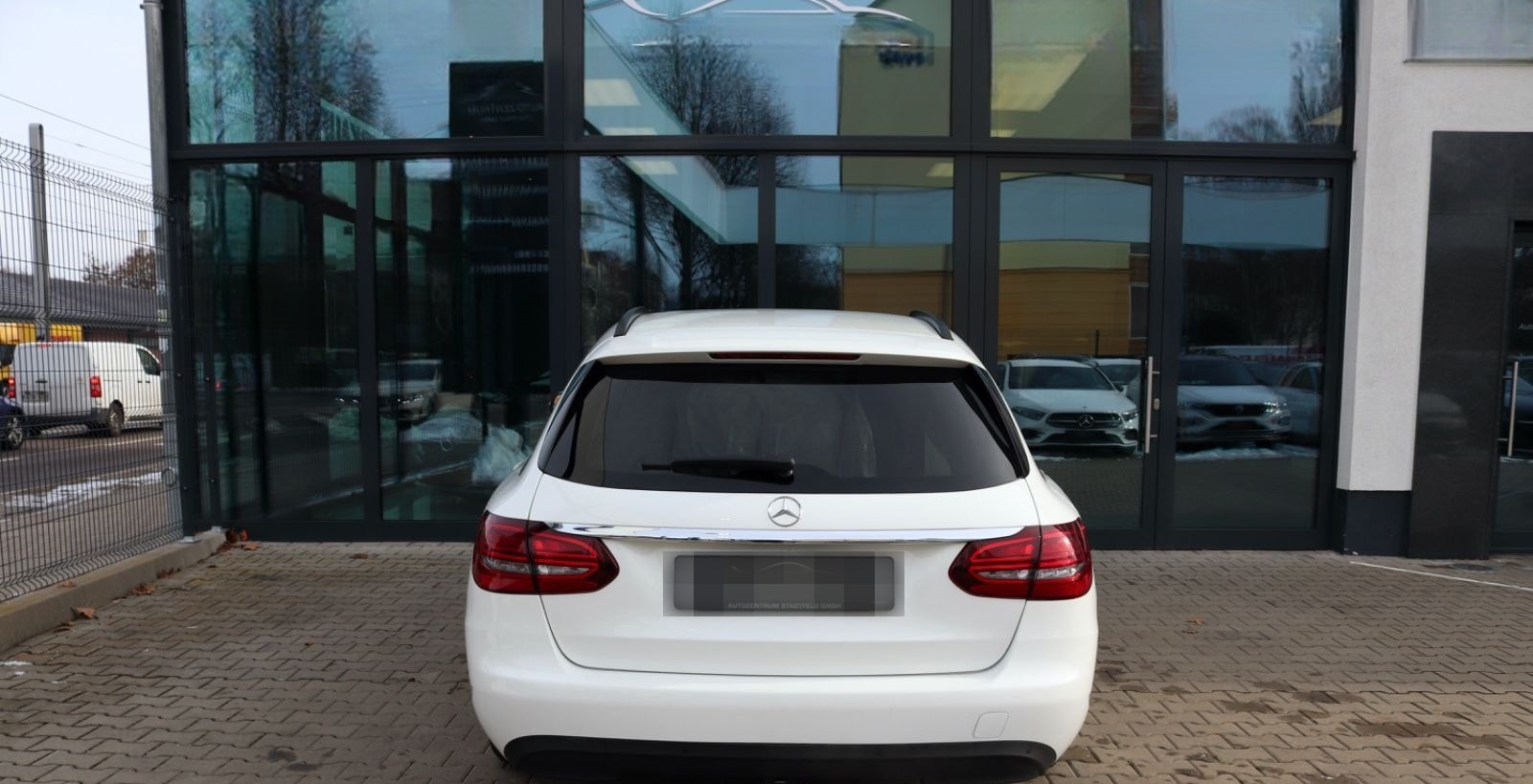 Mercedes-Benz C 180d T-Modell Business AHK Navi Kamera Klima foto 16