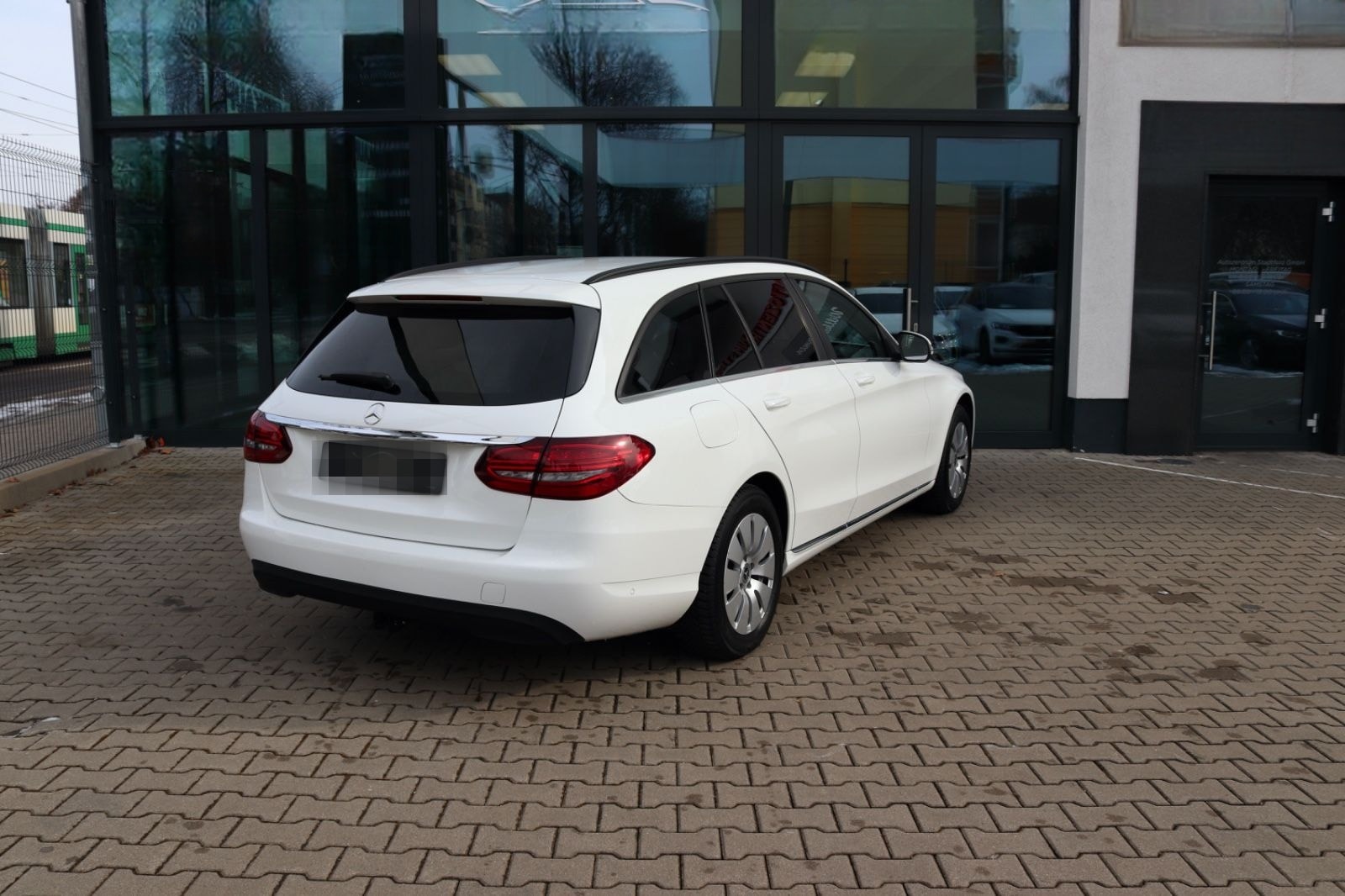 Mercedes-Benz C 180d T-Modell Business AHK Navi Kamera Klima foto 24