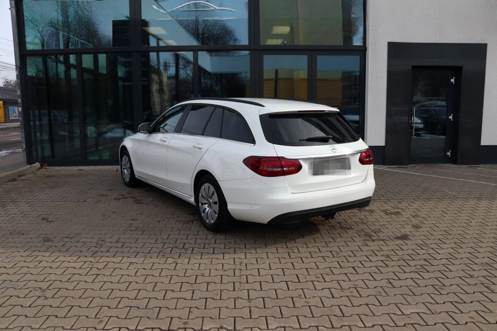 Mercedes-Benz C 180d T-Modell Business AHK Navi Kamera Klima foto 5