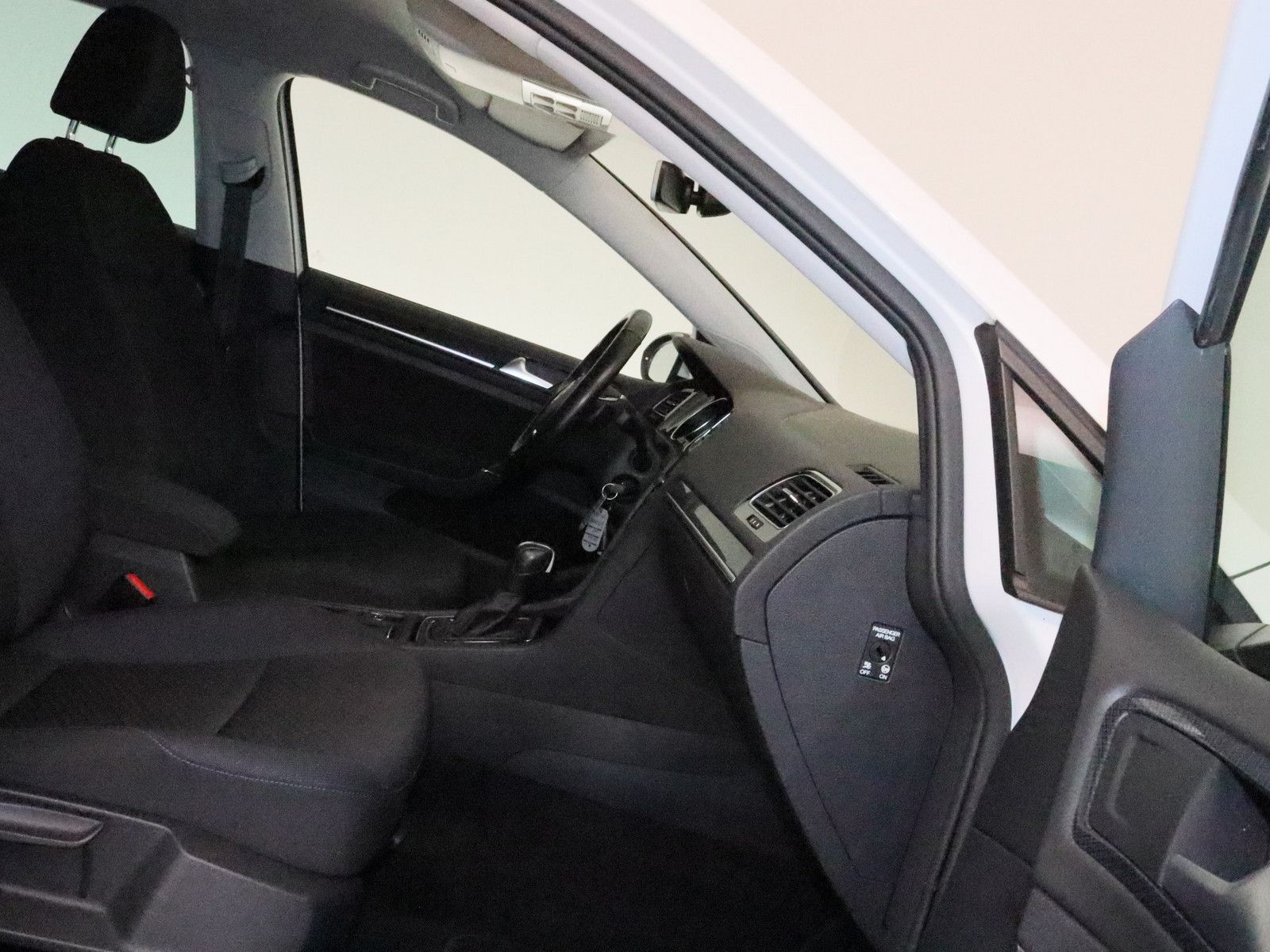 Volkswagen Golf VII 1.5 TSI United AHK ACC NAVI SHZ PDC foto 9