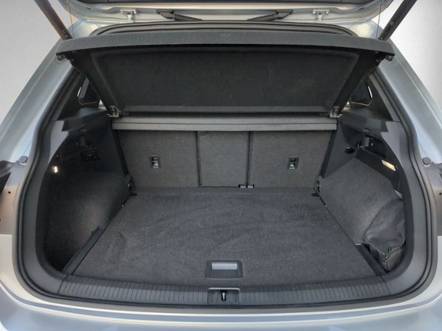 Volkswagen Tiguan 2.0 TDI R-LINE 4MOTION AHK+IQ.LIGHT+eHECK foto 7