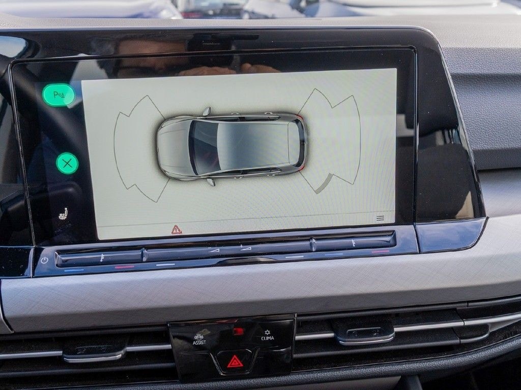 Volkswagen Golf VIII 1.5 TSI Life Business Premium, ZGV foto 17