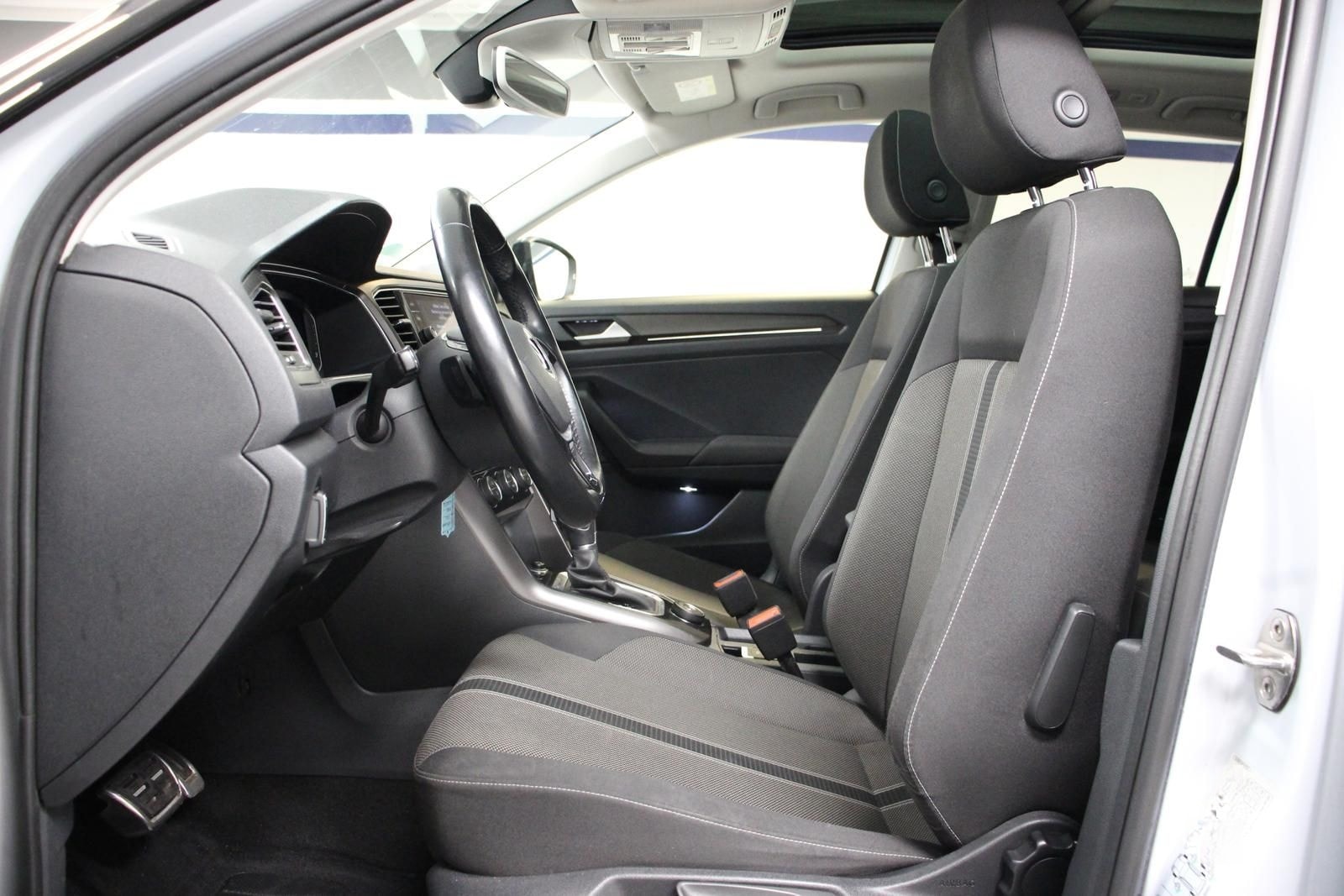 Volkswagen T-Roc 2.0 TDI DSG 4Motion AHK PANO LED ACC NAVI foto 9