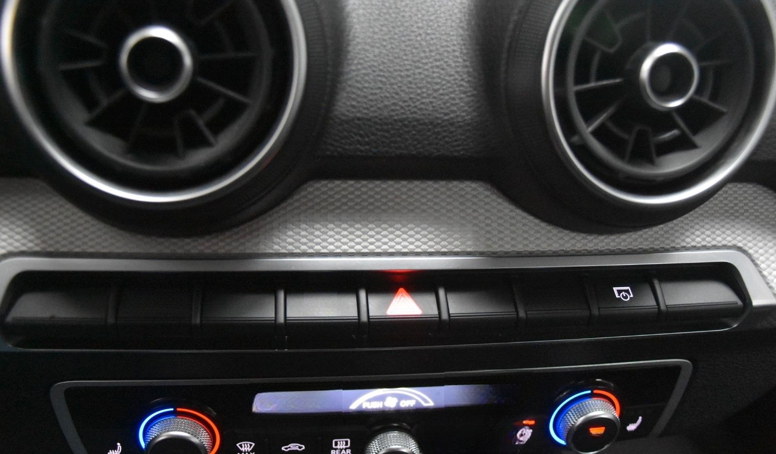 Audi Q2 35 TFSI 1.5 TFSI S Tronic ACC Navi Kamera SHZ foto 22