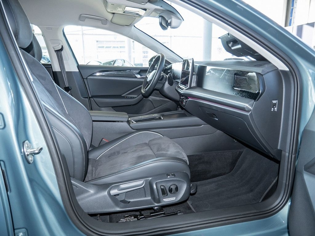 Volkswagen Passat Business 2,0 l TDI DSG AHK ACC LED 360° foto 3